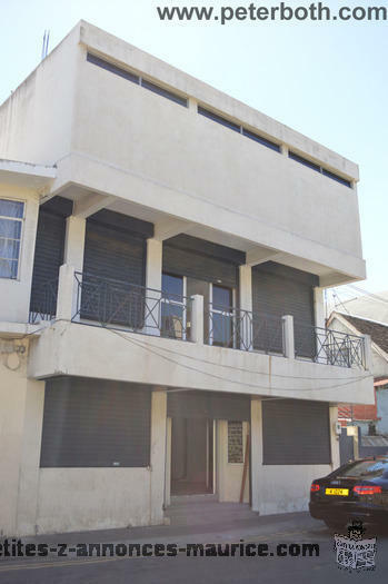 For rent commercial building in Port Louis