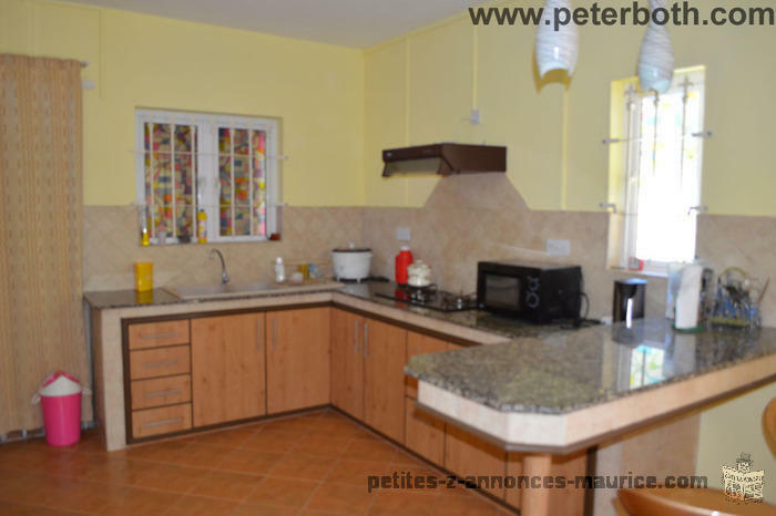 For sale house with two individual villas in Pereybere
