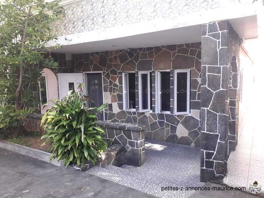 NICE HOUSE DIVIDED INTO 2 APARTMENTS IN GRAND GAUBE – MAURITIUS