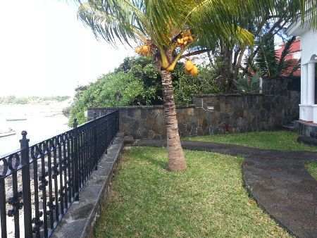 Pointe aux Canonniers - Beautiful Apartment, 2 rooms waterfront