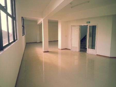 Port Louis - New Office for Rent - Jemmapes Building - 3rd floor Lift : Open Space 85 m²