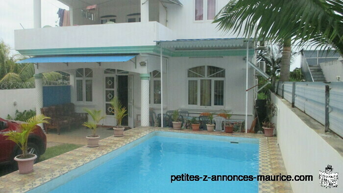 rent bungalow with private pool at Gbaie