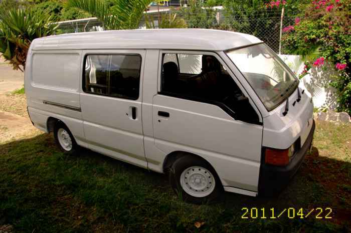 A Vendre Van Mitsubishi L300 Diesel 1992