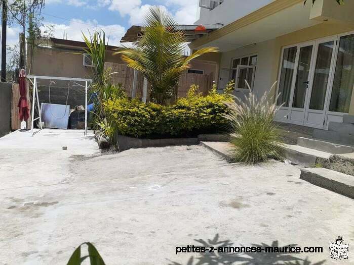 Jolie Maison a vendre Port Louis Ward 4