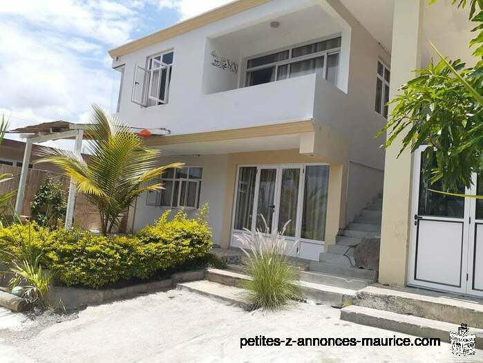 Jolie Maison a vendre Port Louis Ward 4