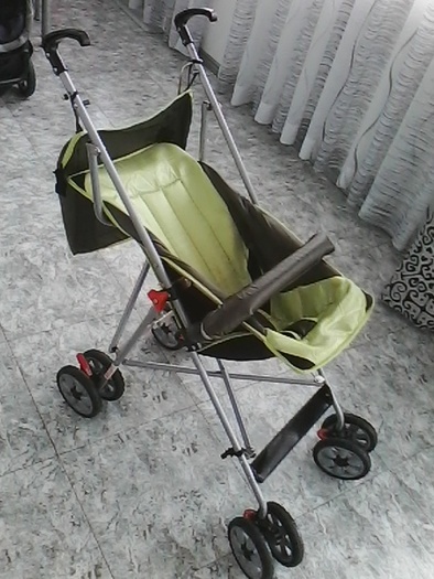 Pousette bébé / Baby stroller