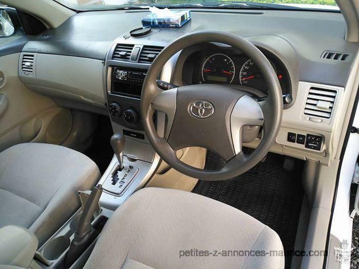 Toyota Axio BLANC 2010