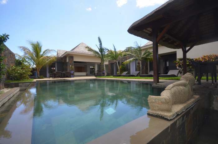Villa RES tres moderne et spacieuse avec piscine, dans le nord de l'ile